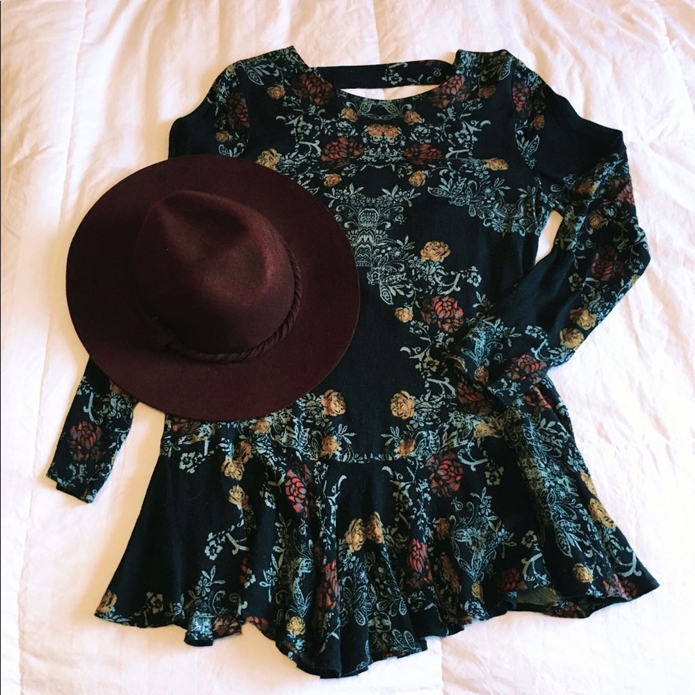 NWOT!!  Free People V-Back Tunic